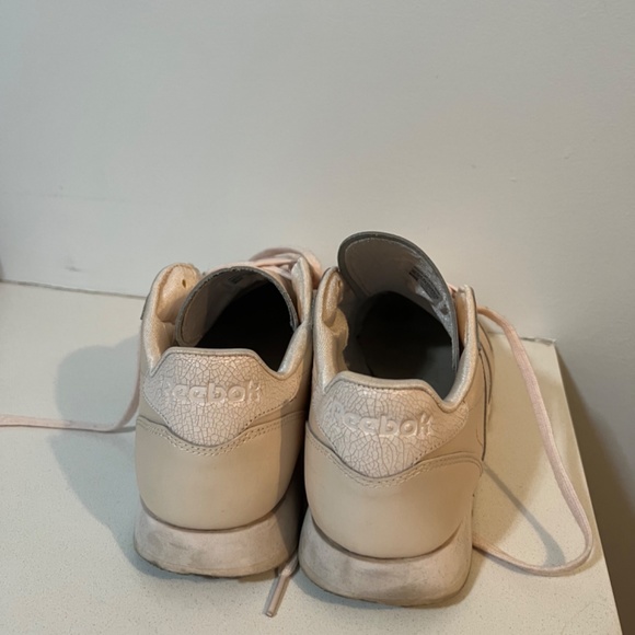 Reebok baby metallic pink tinted sneaker - Picture 6 of 7